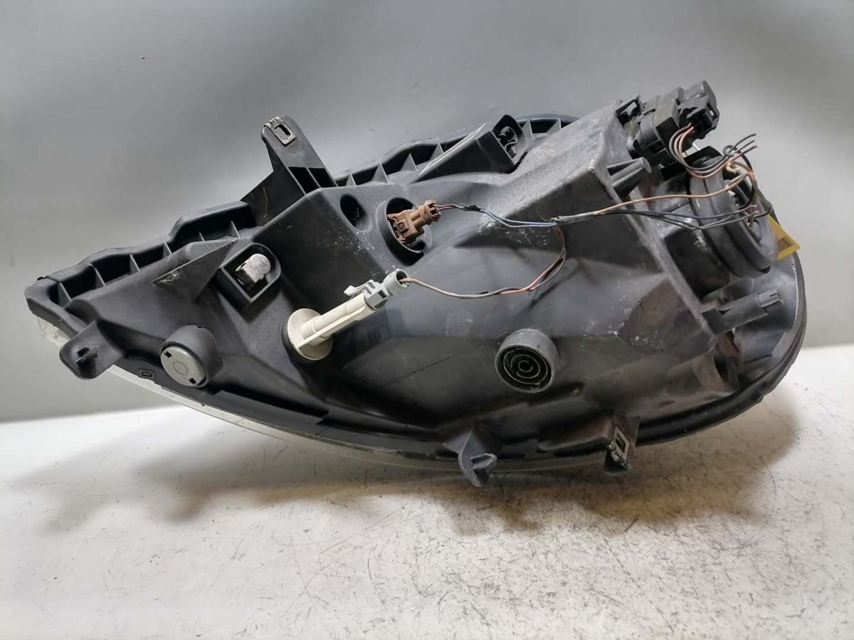 Renault Trafic 2 original Scheinwerfer vorn rechts Halogen Facelift Bj.2008